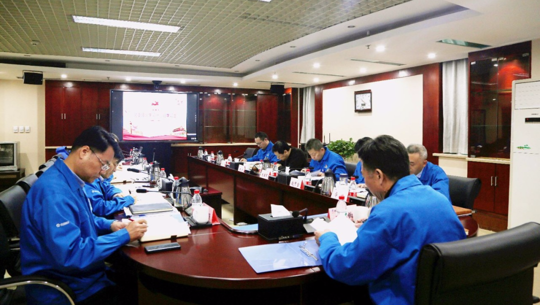 【黨建動態】秦川集團理論學習中心組專題學習貫徹十九屆五中全會精神